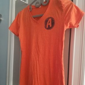 comfy material , light V neck Tshirt